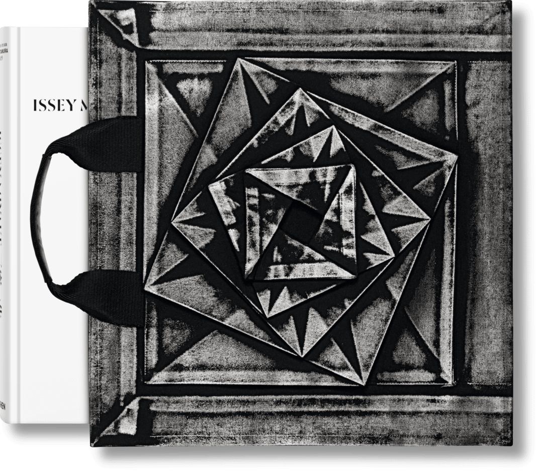 Taschen Issey Miyake