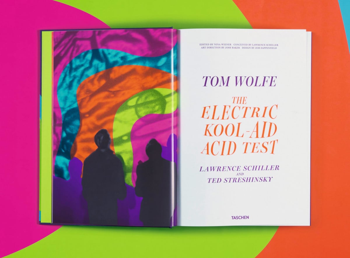 Tom Wolfe. The Electric Kool-Aid Acid Test. Photographs by Lawrence Schiller & Ted Streshinsky