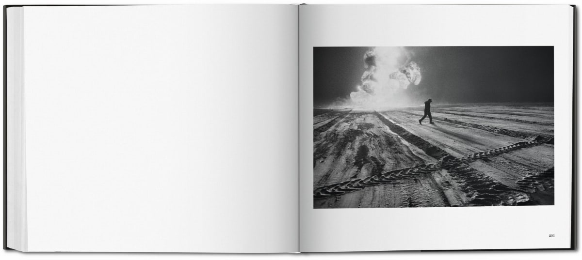 Sebastião Salgado. Kuwait. A Desert on Fire