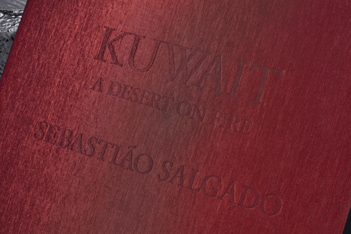 Sebastião Salgado. Kuwait. A Desert on Fire