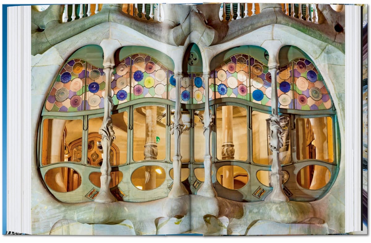 Gaudí. The Complete Works. 40th Ed.