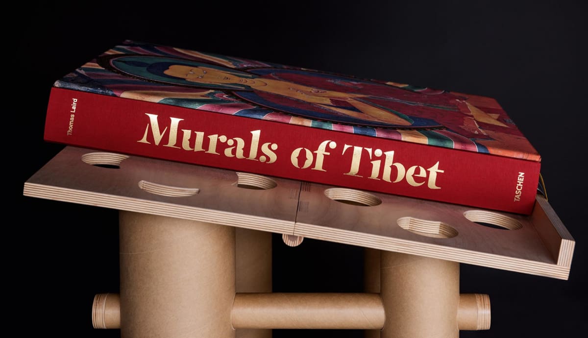 Thomas Laird. Murals of Tibet, Art Edition No. 1–40 ‘Buddha Shakyamuni, Gyantse Kumbum (ca. 1420)’