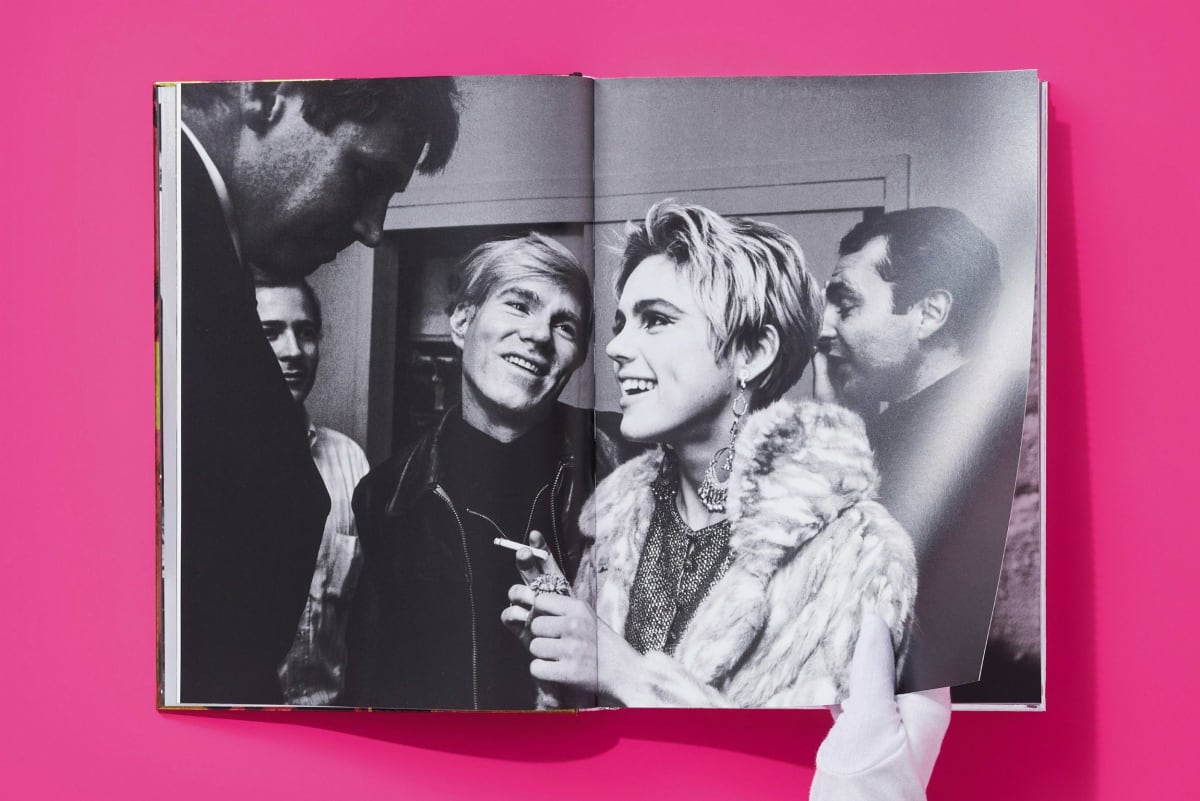 Steve Schapiro. Andy Warhol and Friends. Art Edition No. 1–50 ‘Andy Warhol at the Castle, Los Angeles, 1966’