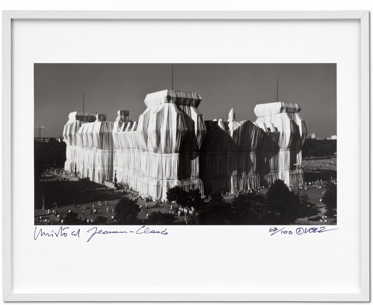Christo and Jeanne-Claude. Wrapped Reichstag. Berlin 1971-1995