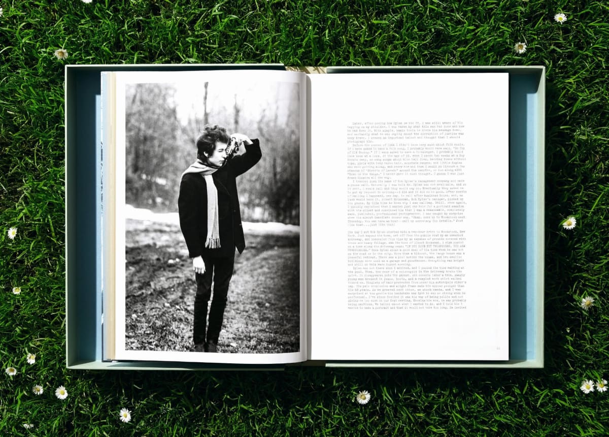 Daniel Kramer. Bob Dylan, Art Edition No. 1–100 ‘Bob Dylan with Dark Glasses, NYC’