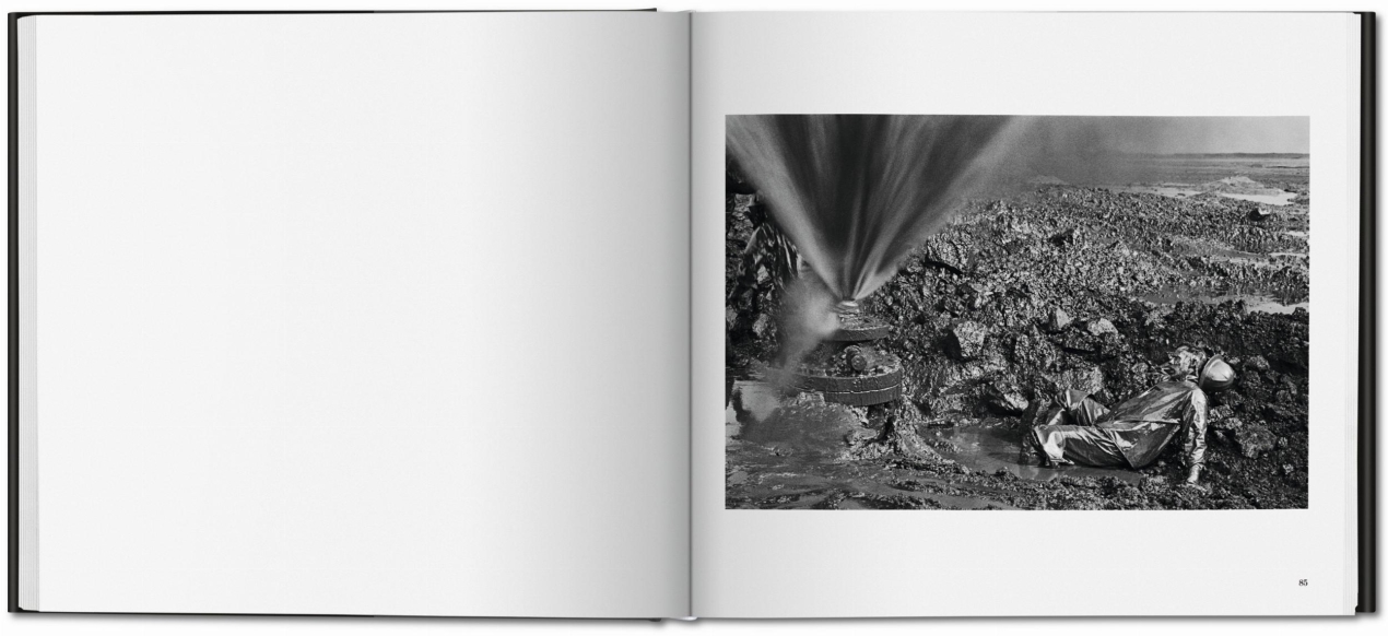 Sebastião Salgado. Kuwait. Un desierto en llamas - Imagen 6 de 14