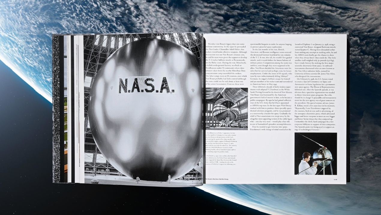 The NASA Archives. 60 Years in Space - Image 7 de 29