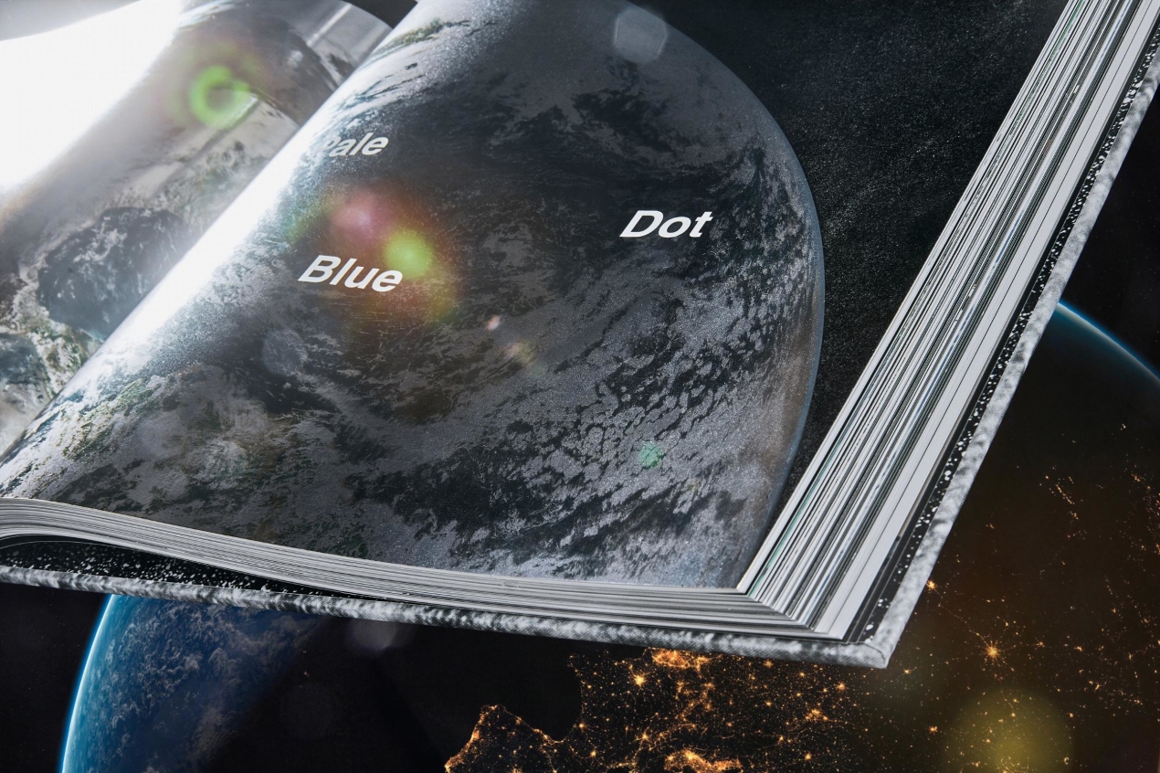 The NASA Archives. 60 Years in Space - Image 27 de 29