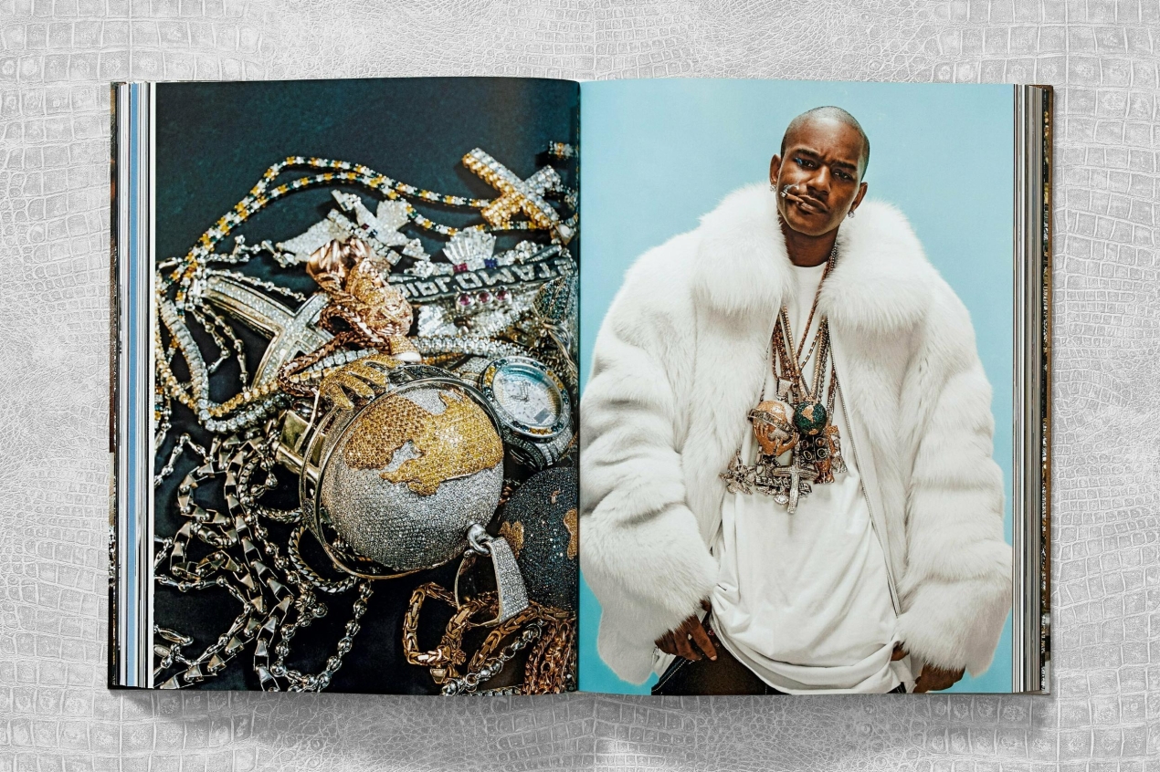 Ice Cold. A Hip-Hop Jewelry History - Image 11 de 23