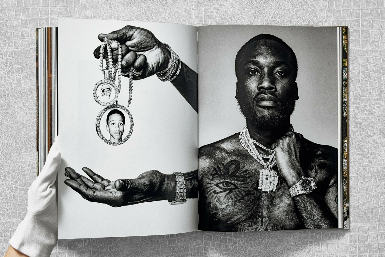 Ice Cold. A Hip-Hop Jewelry History - Image 18 de 23