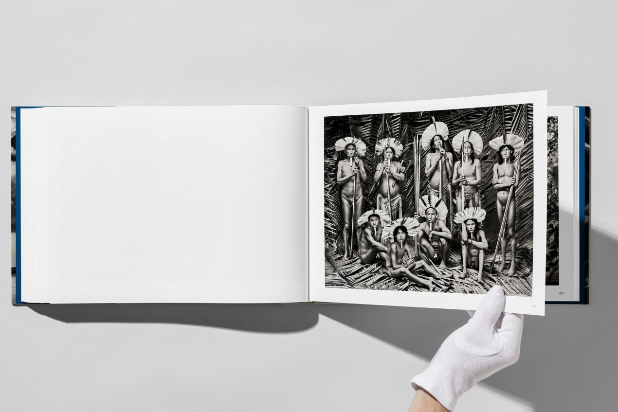 Sebastião Salgado. Amazônia - Image 15 of 18