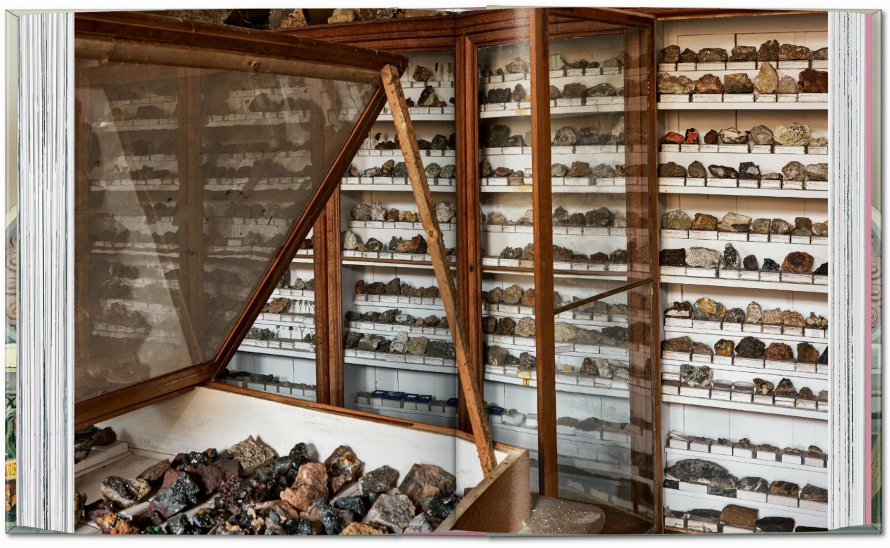 Massimo Listri. Cabinet of Curiosities. 45th Ed. - Imagen 8 de 9