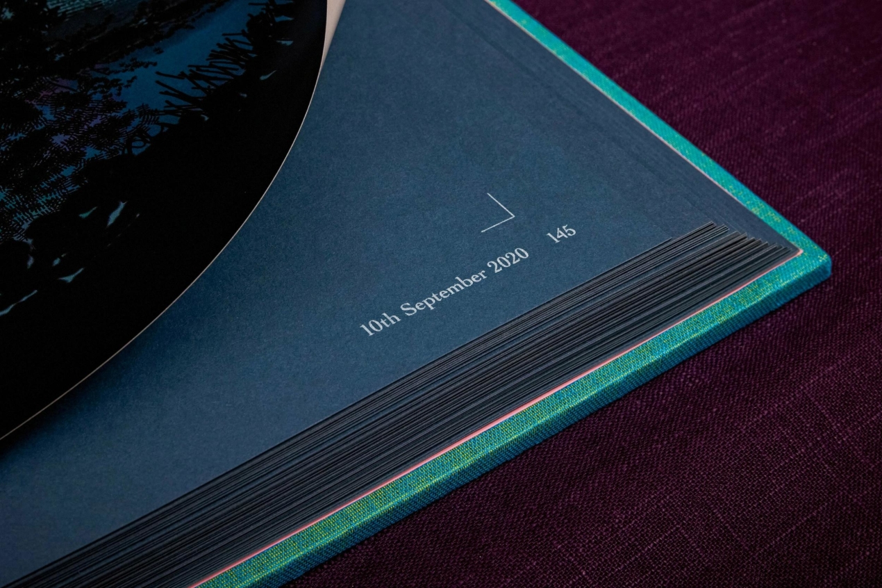 David Hockney. 220 for 2020. Art Edition No. 301–400 ‘My Second Drawing of Beuvron-en-Auge’ - Image 8 de 45