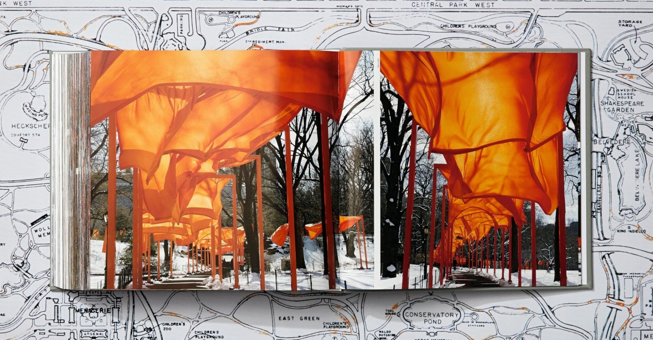 Christo and Jeanne-Claude. The Gates - Image 18 of 18