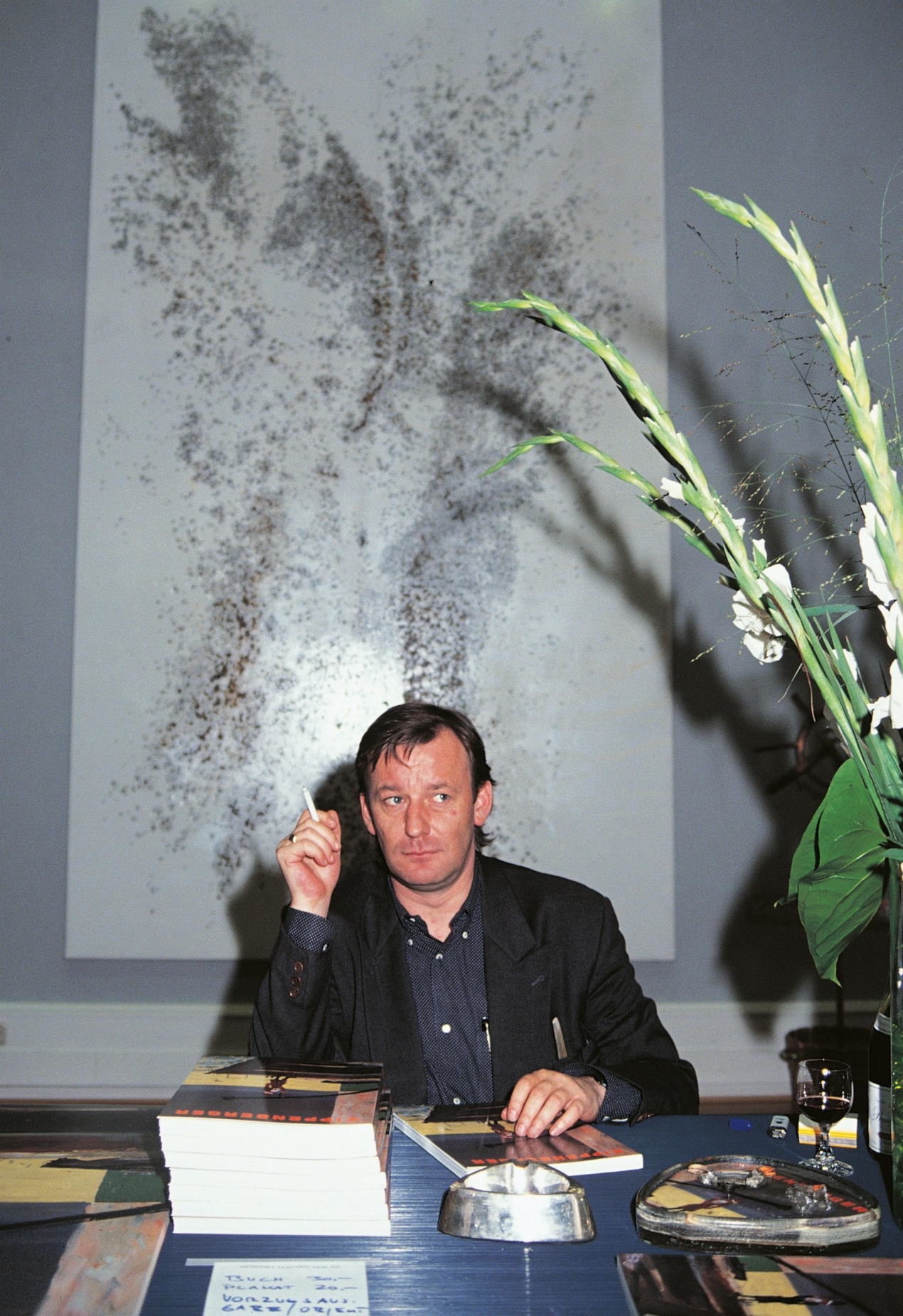 Martin Kippenberger. Ashtray ‘Baselitz’ - Bild 4 von 4