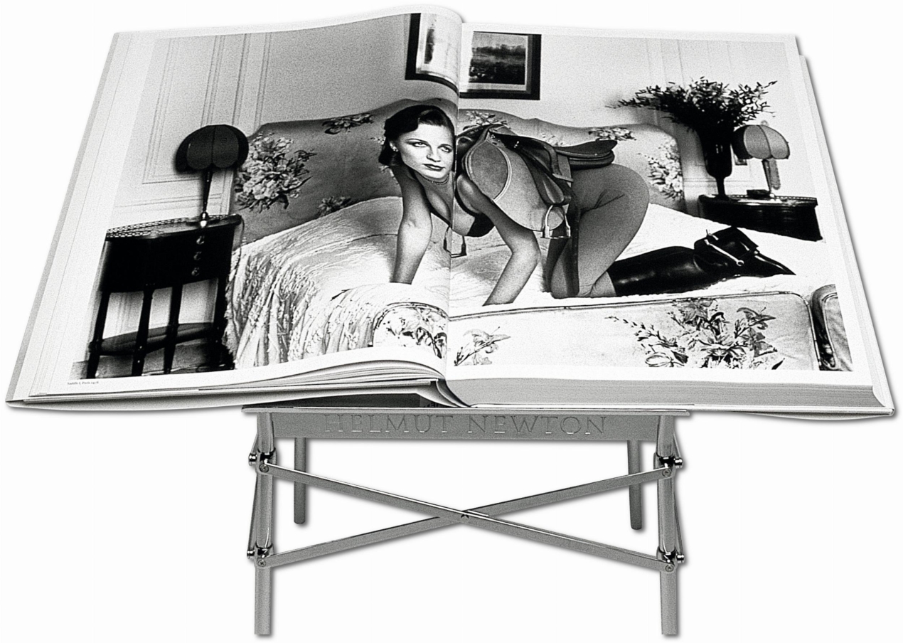 Helmut Newton’s SUMO - Bild 3 von 15