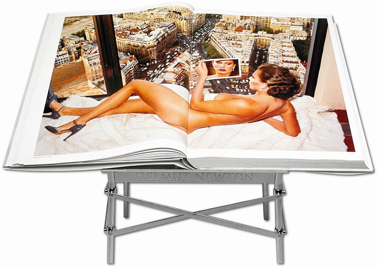 Helmut Newton’s SUMO - Bild 6 von 15