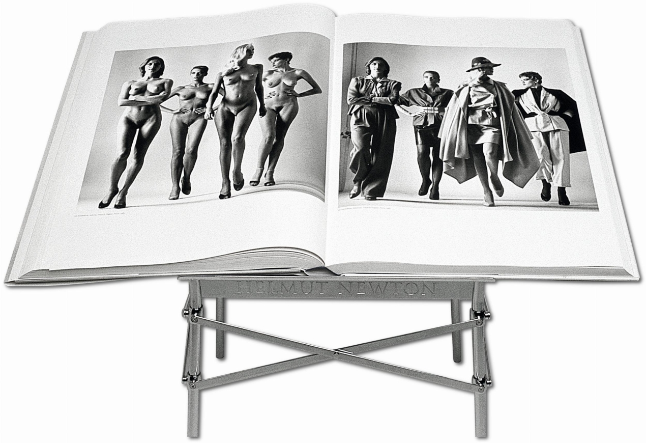 Helmut Newton’s SUMO - Bild 9 von 15