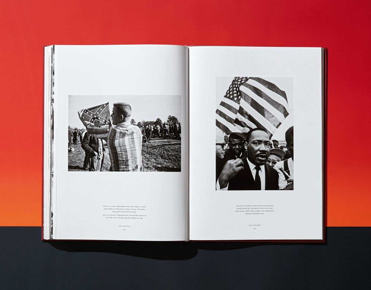 James Baldwin. The Fire Next Time, Art Edition No. 1–50, Steve Schapiro ‘Martin Luther King Jr.’ - Bild 17 von 20