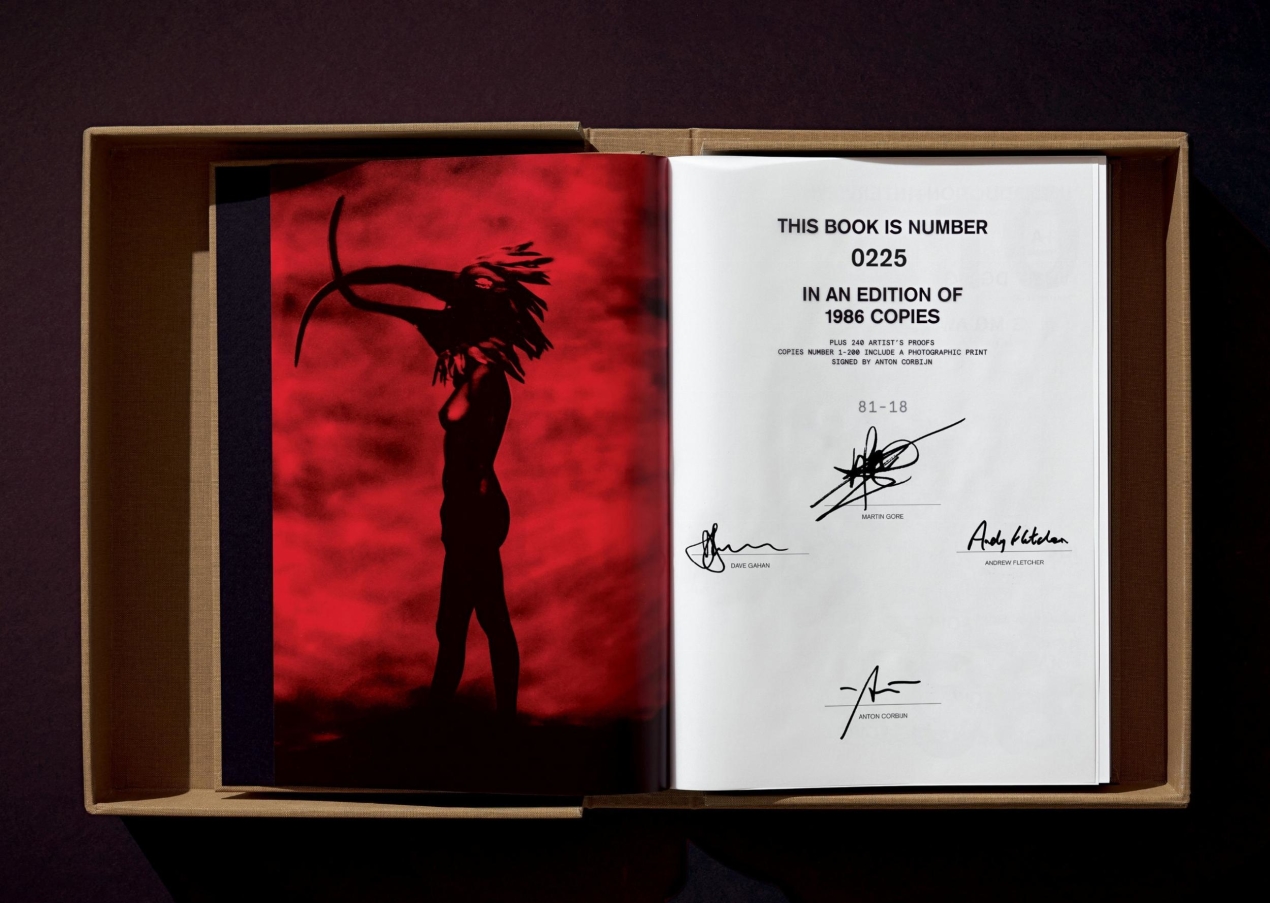 Depeche Mode by Anton Corbijn - Image 3 de 20