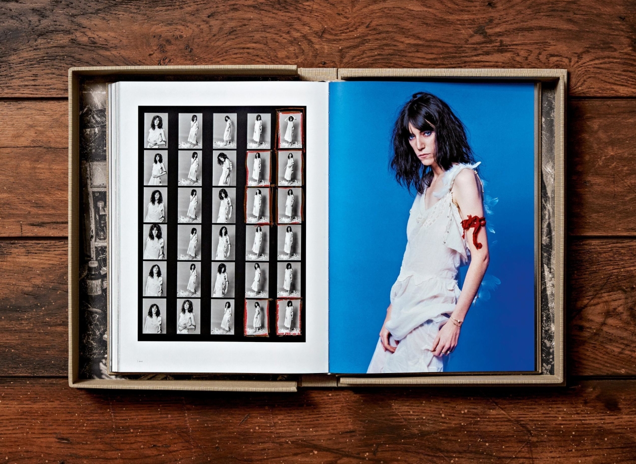 Lynn Goldsmith. Patti Smith. Before Easter After. Art Edition No. 1–100 ‘NYC, 1977’ - Image 13 de 23