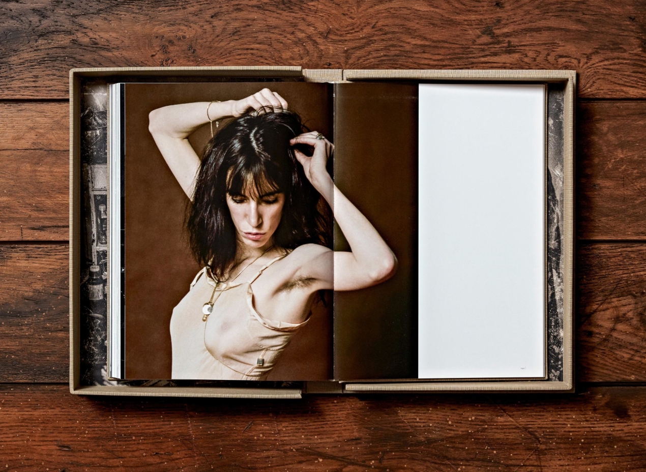 Lynn Goldsmith. Patti Smith. Before Easter After. Art Edition No. 1–100 ‘NYC, 1977’ - Image 14 de 23