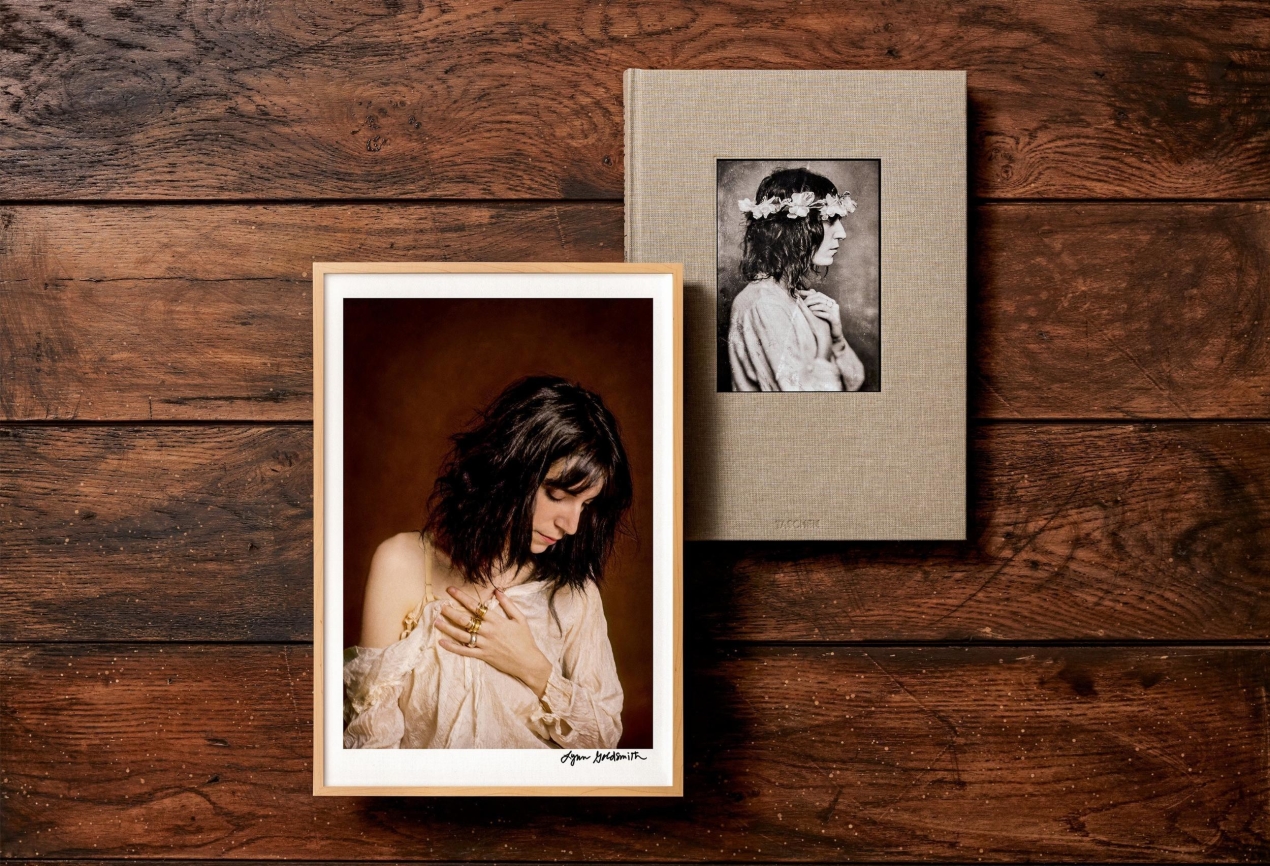 Lynn Goldsmith. Patti Smith. Before Easter After. Art Edition No. 1–100 ‘NYC, 1977’ - Image 1 de 23