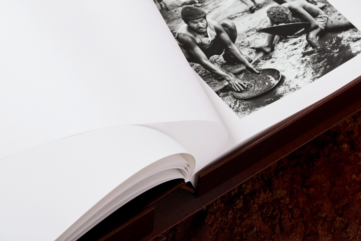 Sebastião Salgado. Gold, Art Edition, ‘Brasil, 1986’ - Bild 23 von 24