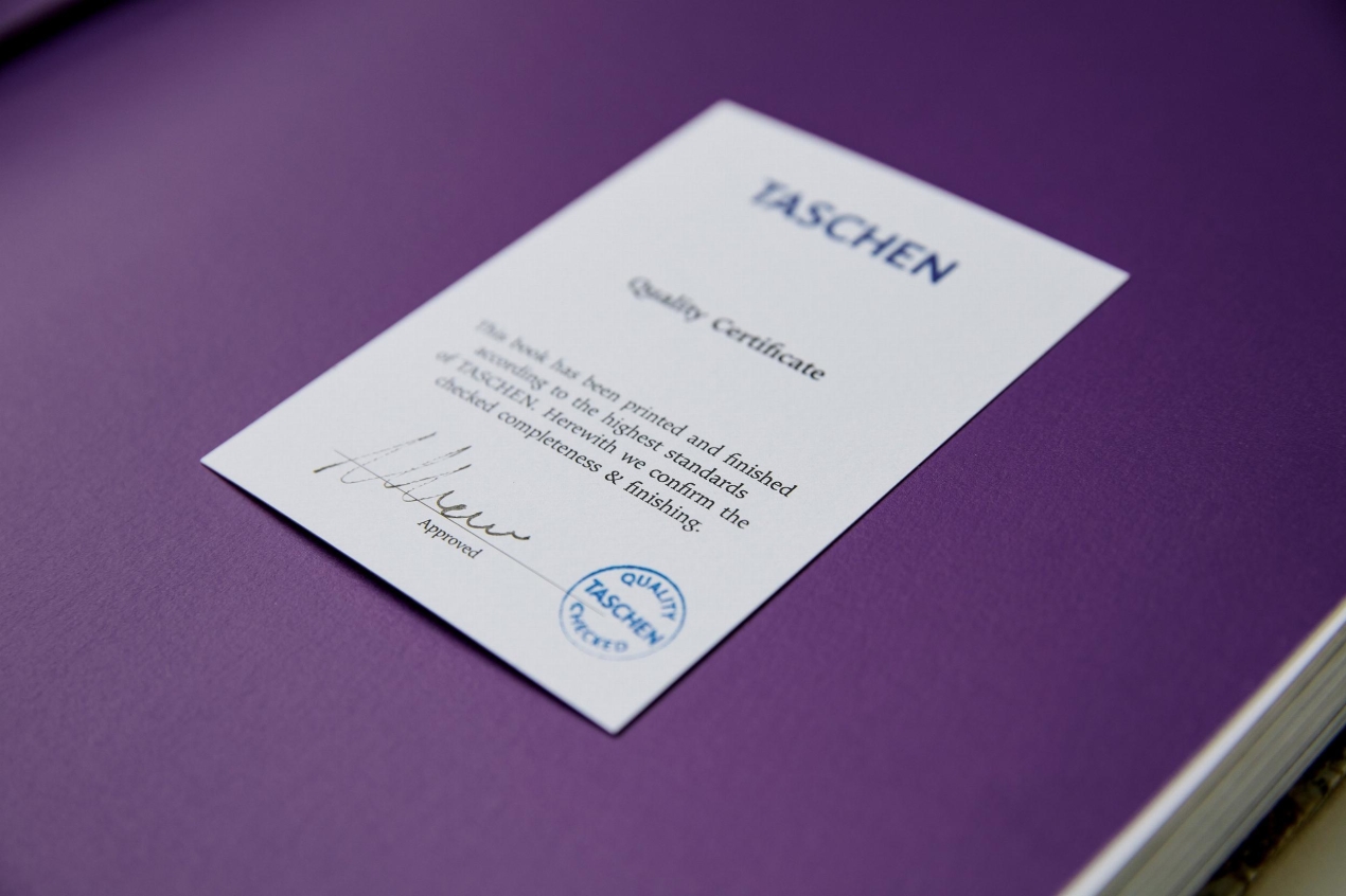 Mario Testino. Ciao, Art Edition No. 1-100 'Amalfi, 2002' - Image 5 of 19