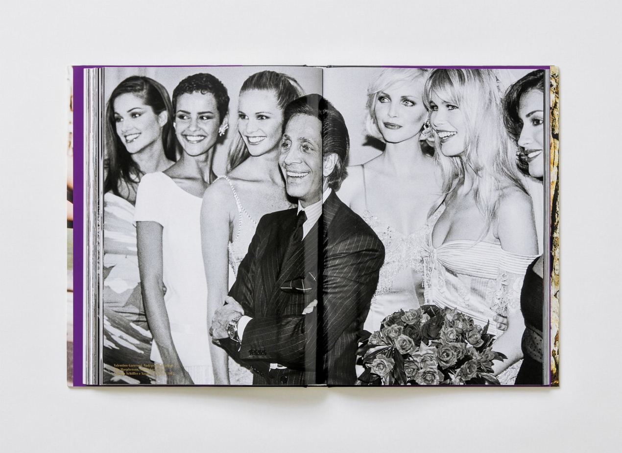 Mario Testino. Ciao, Art Edition No. 1-100 'Amalfi, 2002' - Image 15 of 19