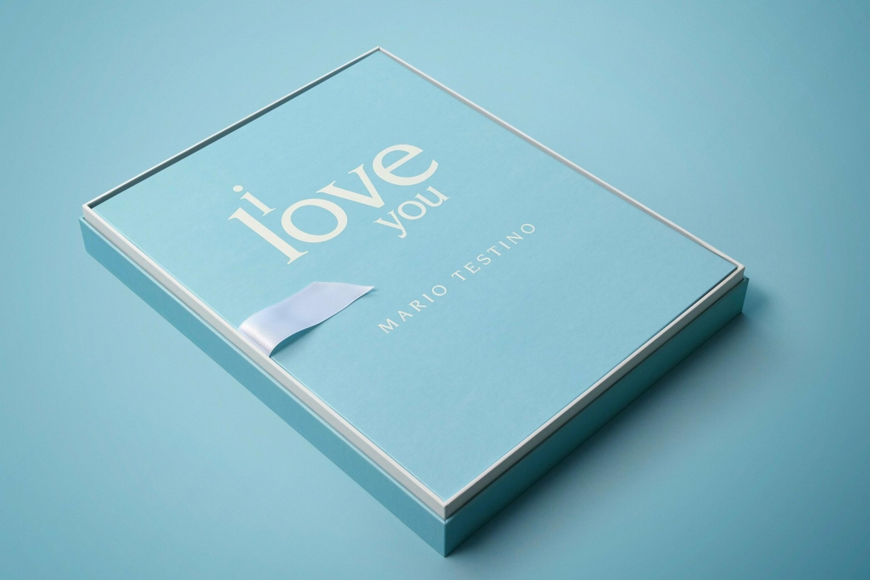 Mario Testino. I Love You, Art Edition No. 1-100 - Image 6 de 17