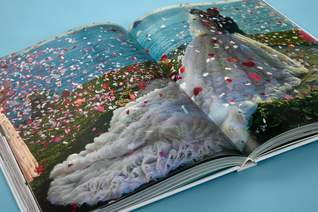 Mario Testino. I Love You, Art Edition No. 1-100 - Image 9 de 17