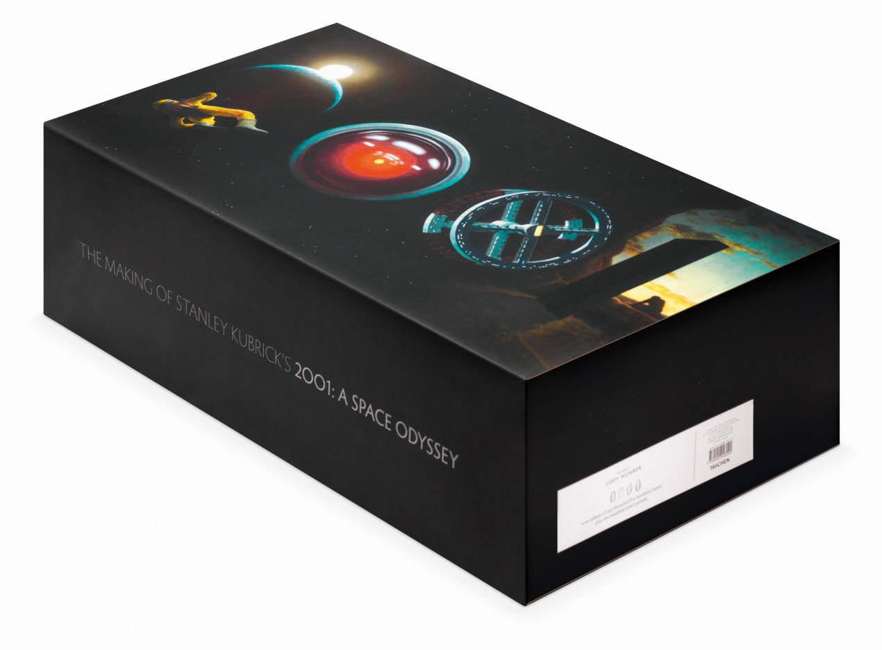 The Making of Stanley Kubrick’s 2001, Art Edition No. 251–500 ‘Revolving camera and control panel’ - Image 3 de 28