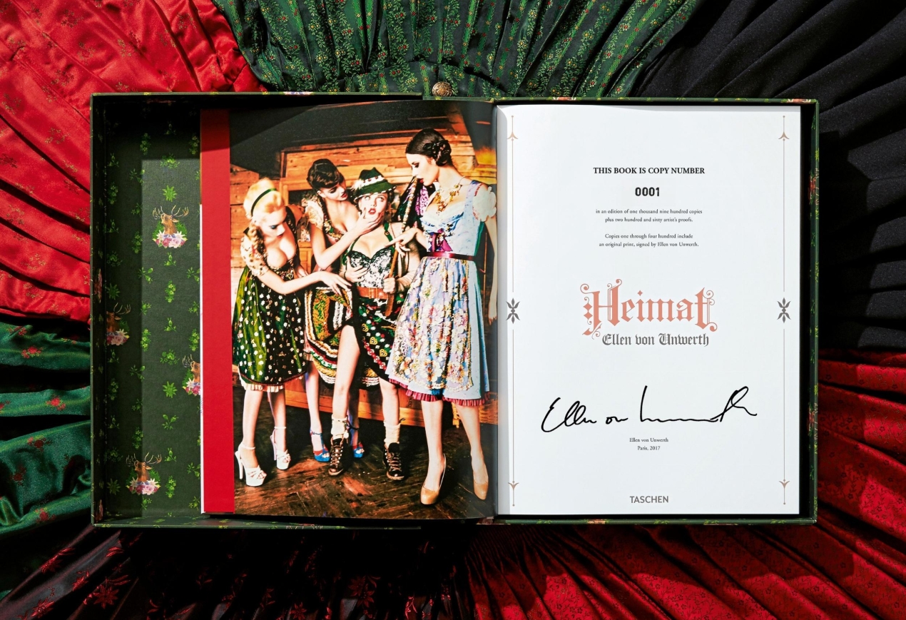 Ellen von Unwerth. Heimat. Art Edition No. 1–100 ‘Tête-à-tête’ - Bild 6 von 22