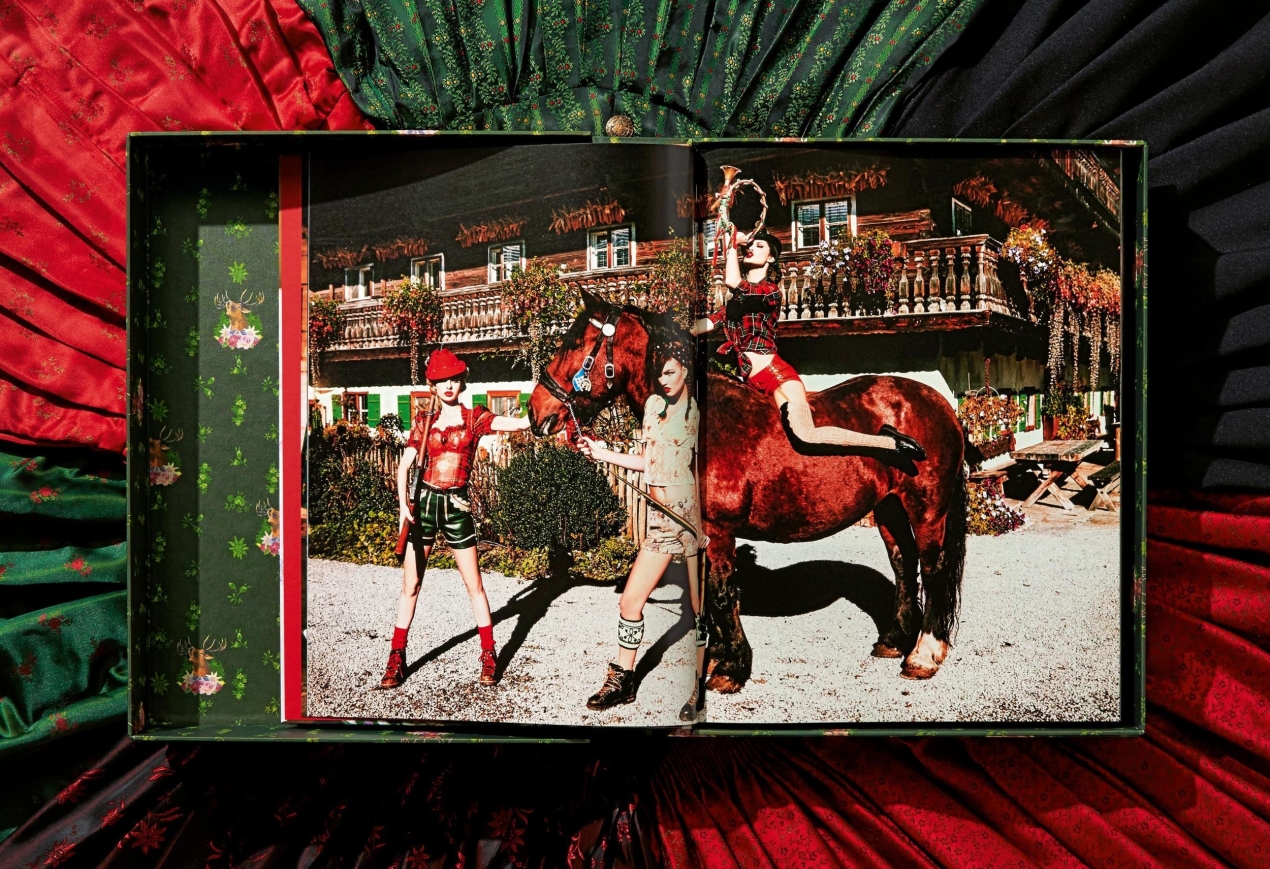 Ellen von Unwerth. Heimat. Art Edition No. 1–100 ‘Tête-à-tête’ - Bild 7 von 22