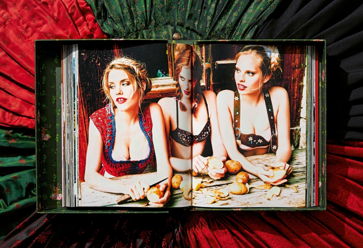 Ellen von Unwerth. Heimat. Art Edition No. 1–100 ‘Tête-à-tête’ - Bild 15 von 22
