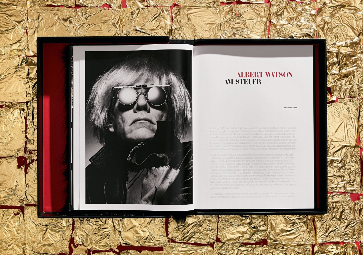 Albert Watson. Kaos - Image 11 of 21