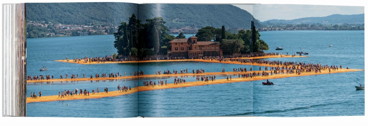 Christo and Jeanne-Claude. The Floating Piers - Image 15 de 16
