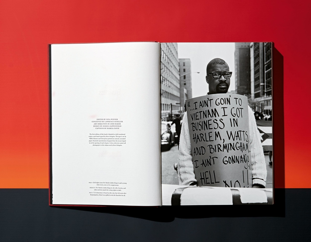 James Baldwin. The Fire Next Time. Photographs by Steve Schapiro - Bild 7 von 33