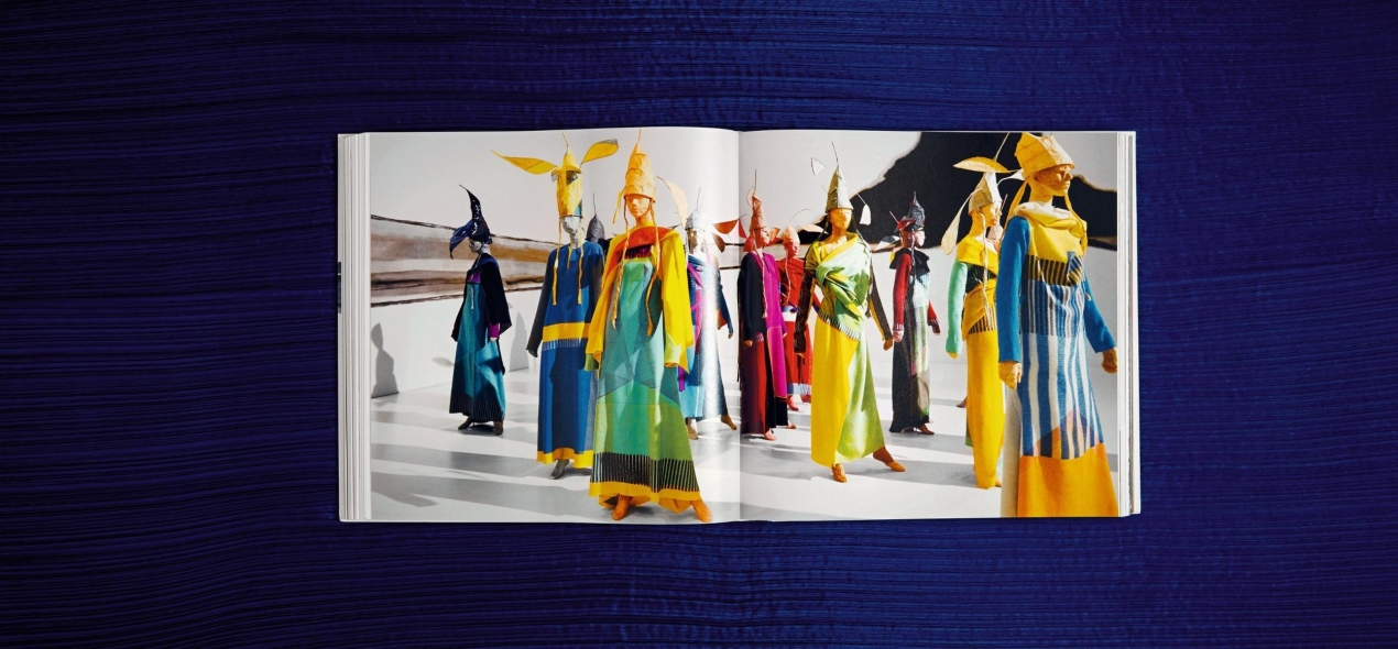 Issey Miyake - Imagen 10 de 18