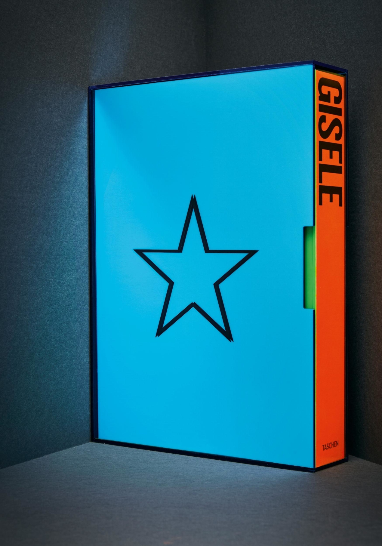 Gisele Bündchen - Image 2 de 22