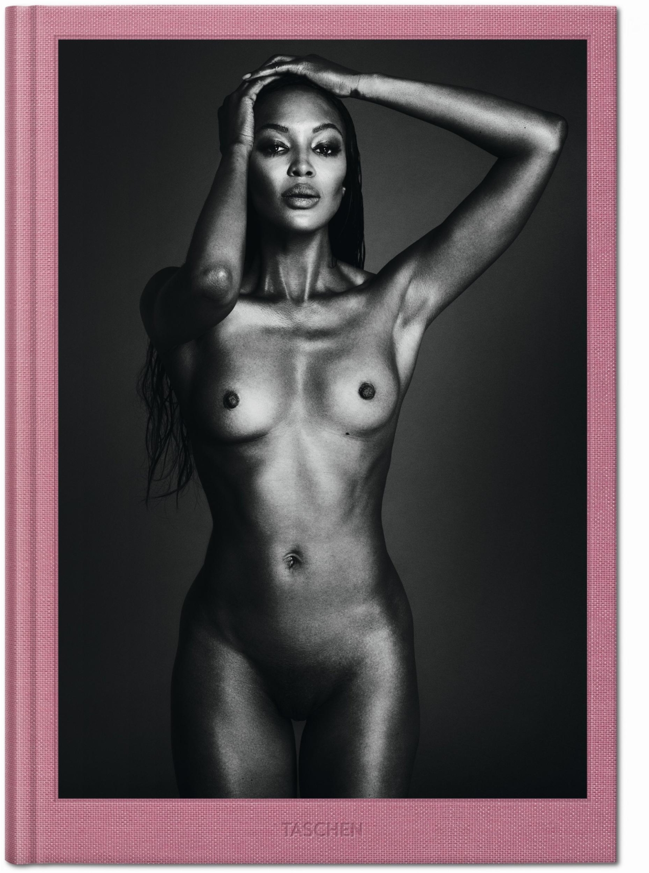 Naomi Campbell - Image 3 of 13