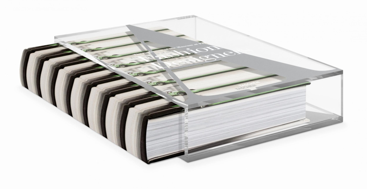 Fashion Designers A-Z. Akris Edition - Bild 2 von 10