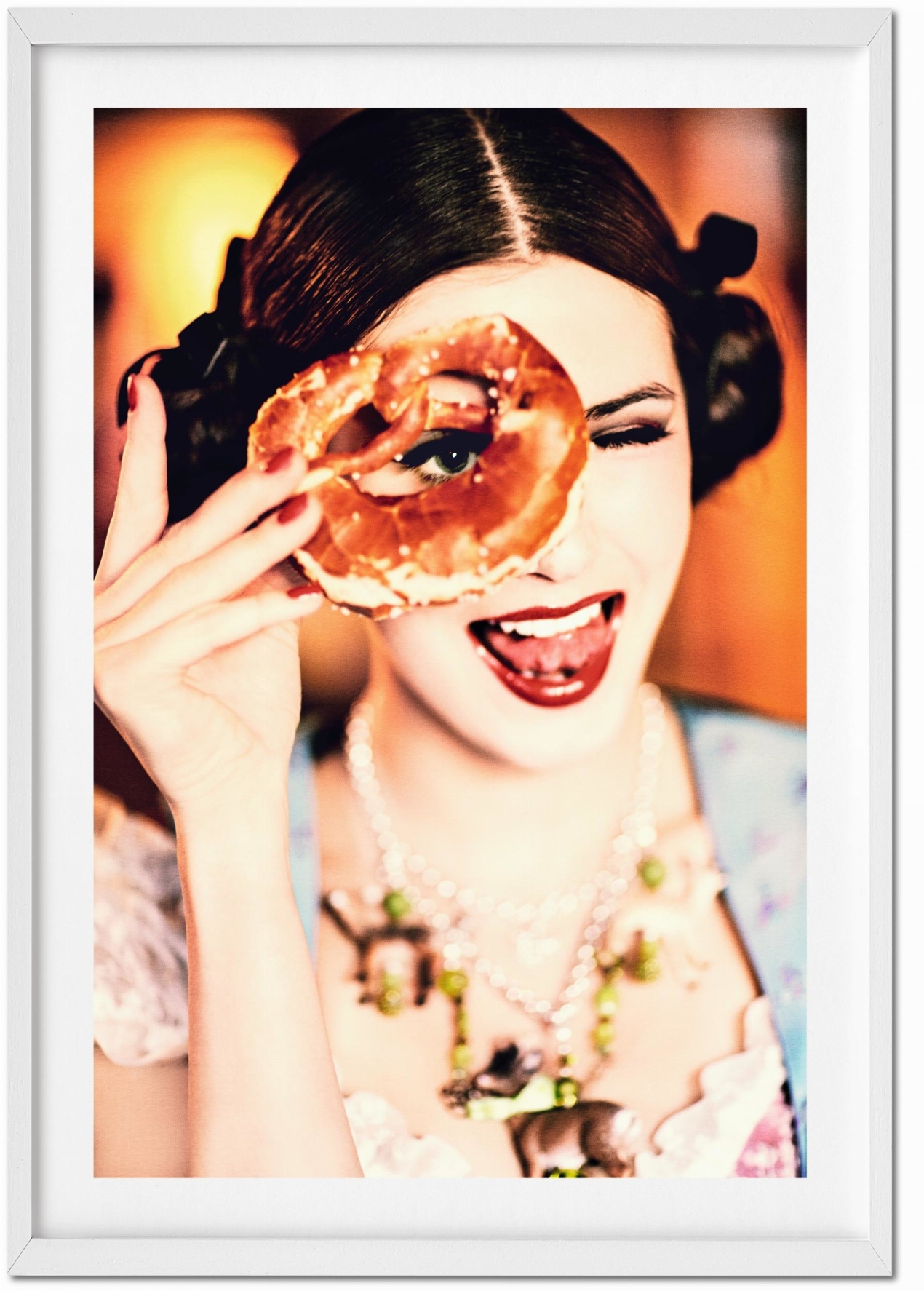 Ellen von Unwerth. Heimat. Art Edition No. 201–300 ‘Spy Device’ - Imagen 2 de 22