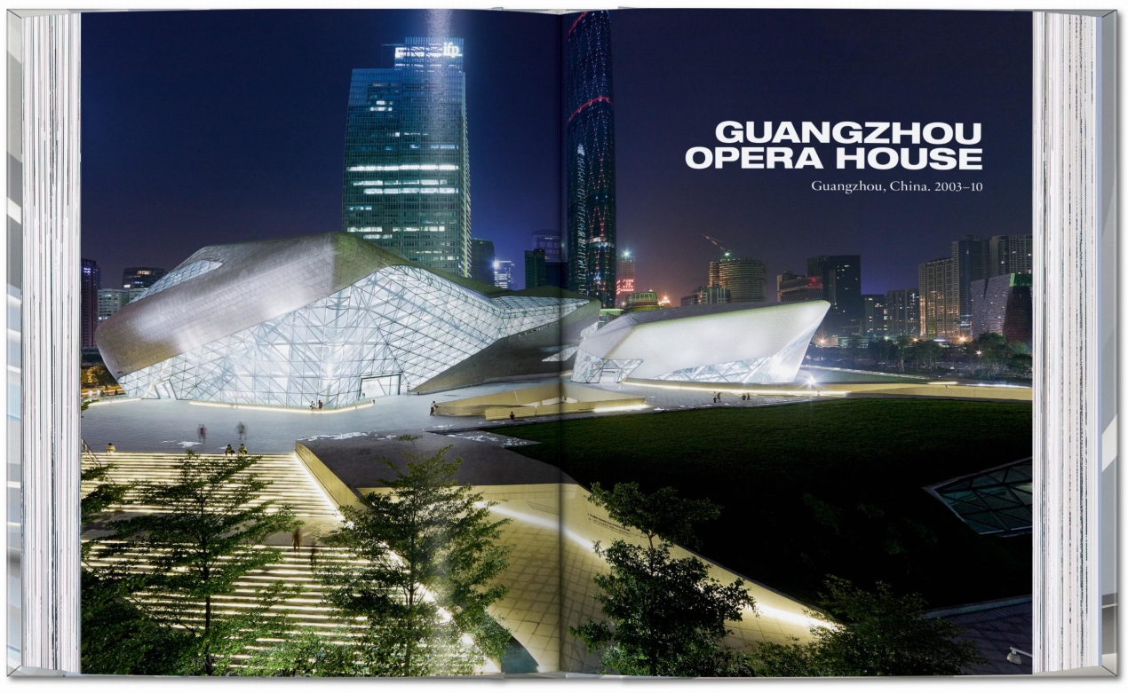 Zaha Hadid. Complete Works 1979–Today. 45th Ed. - Image 2 of 9