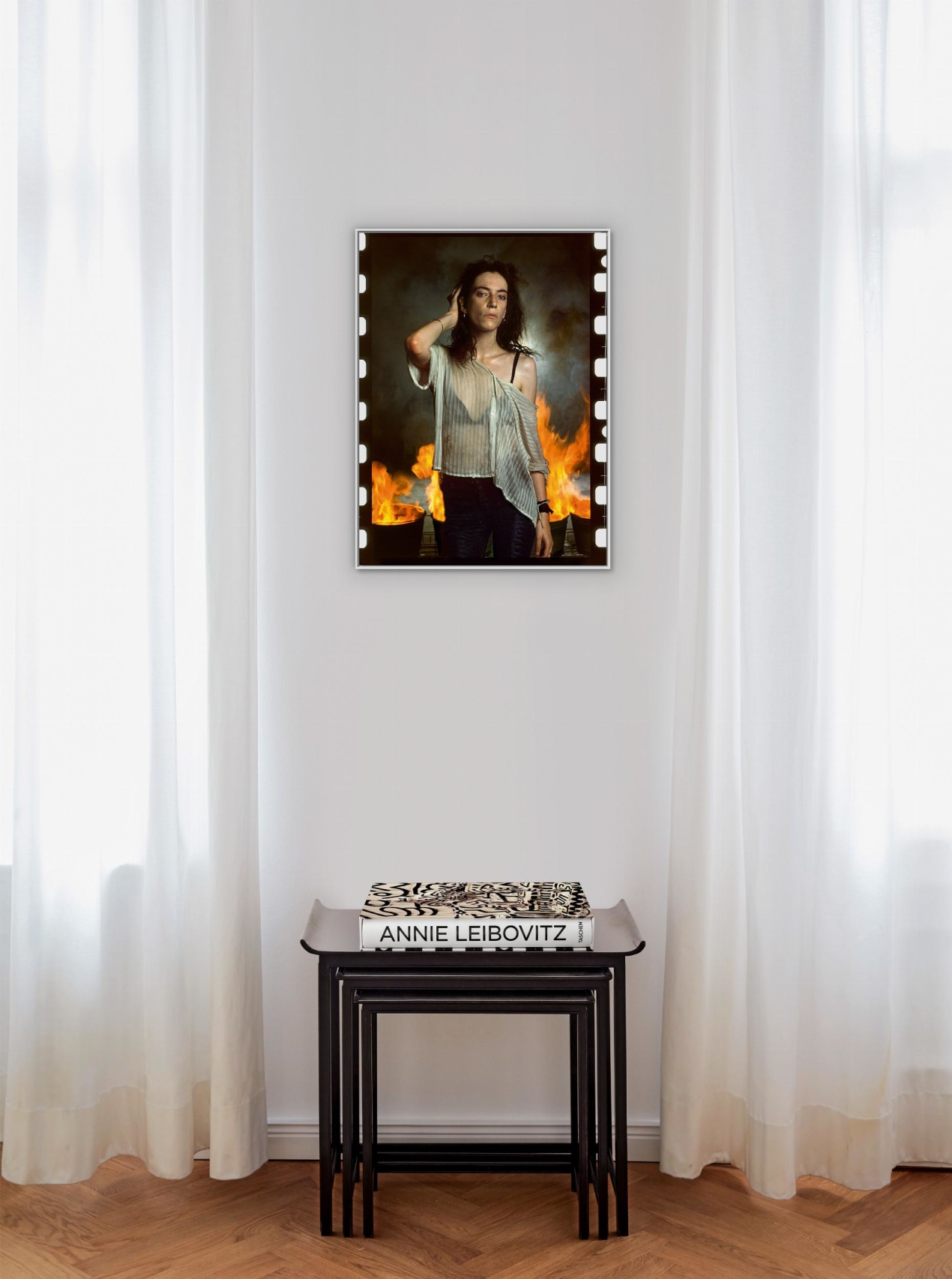 Annie Leibovitz. Art Edition No. 1–275 'Patti Smith’ - Image 1 of 17