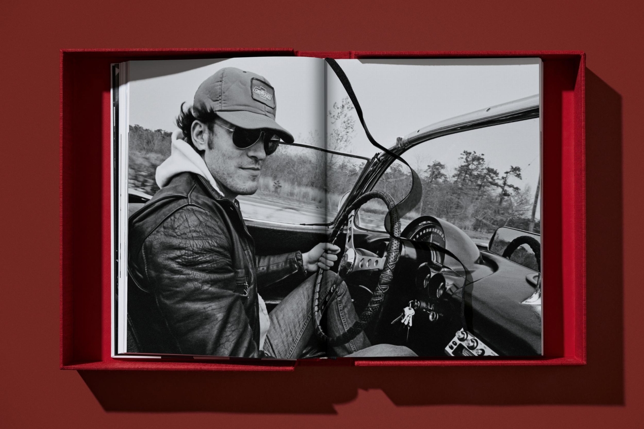 Lynn Goldsmith. Bruce Springsteen & The E Street Band. Art Edition No. 1–100 ‘Bruce, Studio Portrait, 1978’ - Image 11 of 21