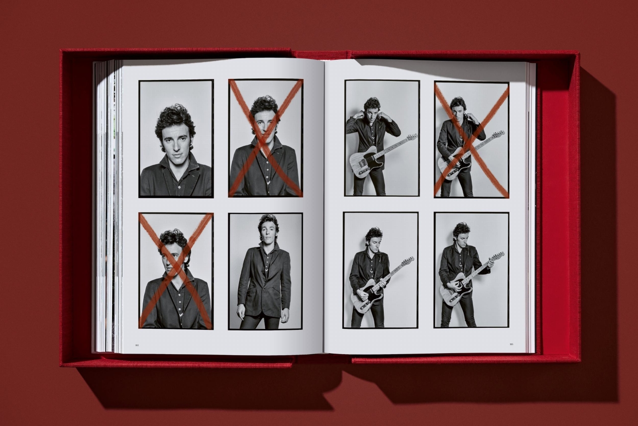 Lynn Goldsmith. Bruce Springsteen & The E Street Band. Art Edition No. 1–100 ‘Bruce, Studio Portrait, 1978’ - Image 20 of 21