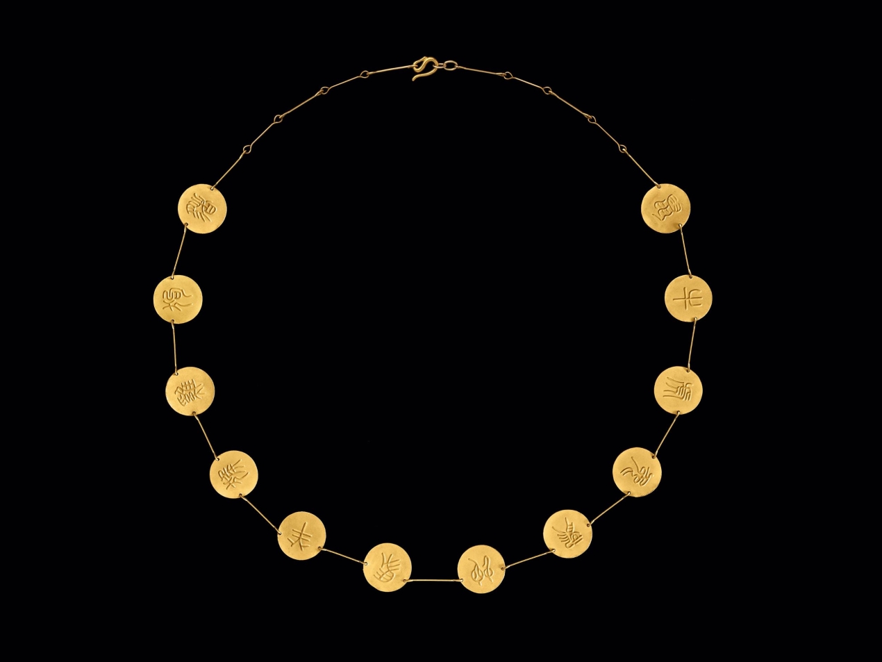 Ai Weiwei. Zodiac Charms Necklace. Art Edition - Imagen 5 de 13