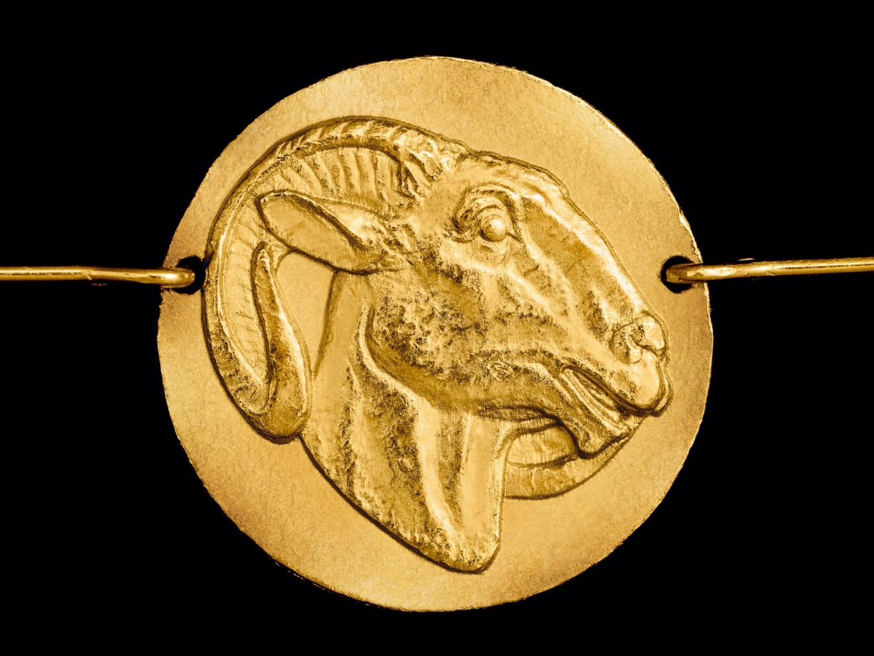 Ai Weiwei. Zodiac Charms Necklace. Art Edition - Imagen 9 de 13